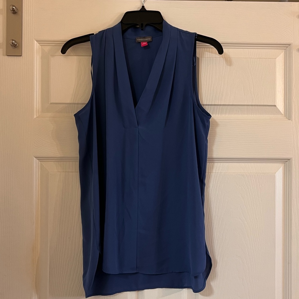 NWOT XS blue Vince Camuto blouse.